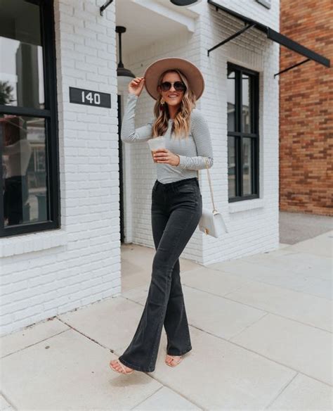 Catchy And Pretty Flare Jeans Outfits For Fall Styleoholic