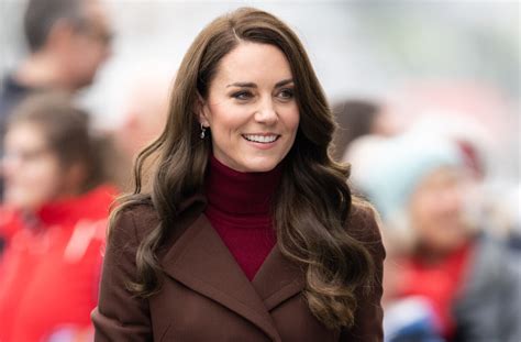 Kate Middletons Dark Red Nail Polish Doesnt Violate A Rumored Royal Rule