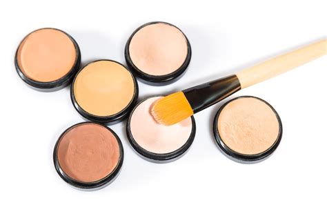 How To Make Your Own Concealer At Home
