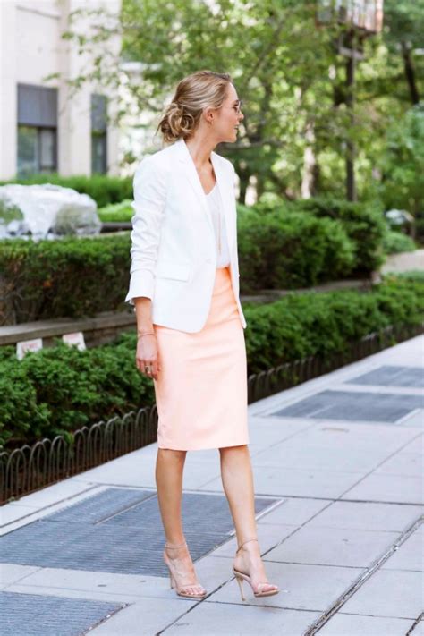Elegant Skirt Outfits For Working Women Office Salt