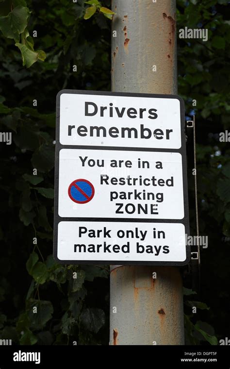 Restricted Parking Zone No Parking Sign Hi Res Stock Photography And