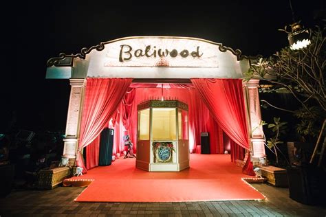 This Couple Created The Perfect Bollywood Theme For Their Sangeet And