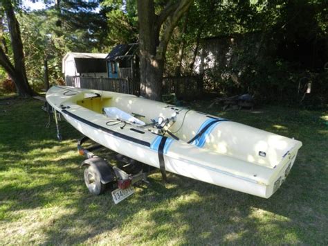 Vanguard 470 Racing Sailboat With Trailer Vanguard 1983 For Sale