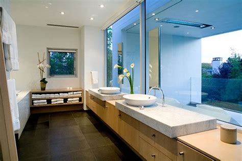 Modern House Design With Comfortable Interior Ideas Bathroom