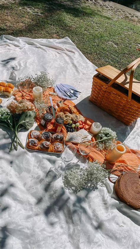 Picnic Inspo And Aesthetic See Ideas For A Summer Or Spring Picnic