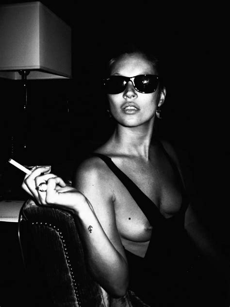 Kate Moss Sexy And Topless Photos The Fappening