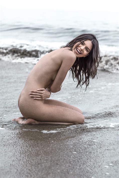 Kendall Jenner Bazaar Magazine