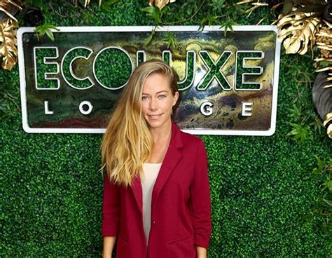 Debbie Durkins Ecoluxe Lounge From Party Pics Hollywood E News