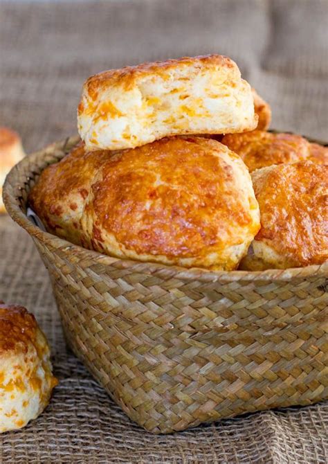Cheddar Cheese Buttermilk Biscuits Cheesy Biscuit Biscuit Bread
