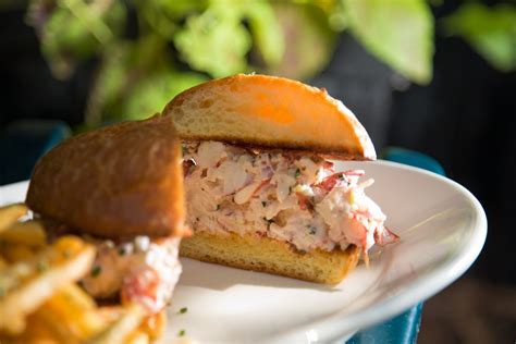 Our Lobster Sandwich Lobster Sandwich Dinner Entrees Easy Sandwich