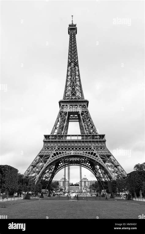 Sparkling Eiffel Tower Black And White Stock Photos And Images Alamy