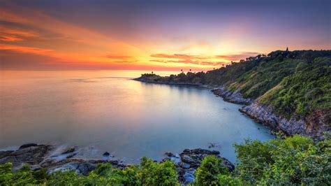 Sunset At Laem Phrom Thep Cape Phuket Thailand Windows Spotlight Images
