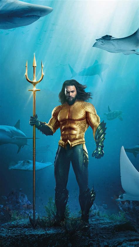 Download Aquaman Movie Poster With A Man Holding A Spear
