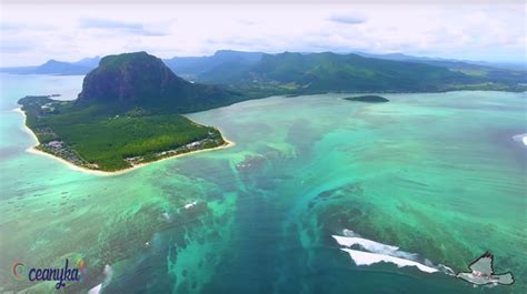 Behold This Glorious Underwater Waterfall Off Mauritius Boing Boing