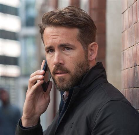 Ryan reynolds and will ferrell are filming a christmas movie in mass., and they need lookalikes by kevin slane boston.com staff, updated june 9, 2021, 4:42 p.m. Ryan Reynolds - Stasera in tv nel film "Ted". Ecco 5 ...