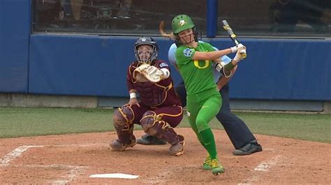 Haley kruse of university of toronto, toronto (u of t) | contact haley kruse. 2018 Women's College World Series -- Daily results from ...