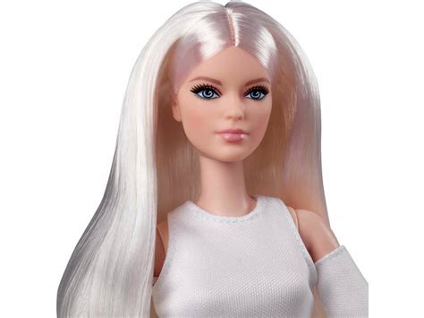 Barbie Signature Looks Capelli Biondi Mattel GXB Juguetilandia