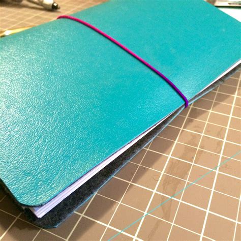 Jan 09, 2019 · / diy / get organized / organization printables. DIY: How to make a Midori style Traveler's Notebook for under $5! - Nest Vintage Modern