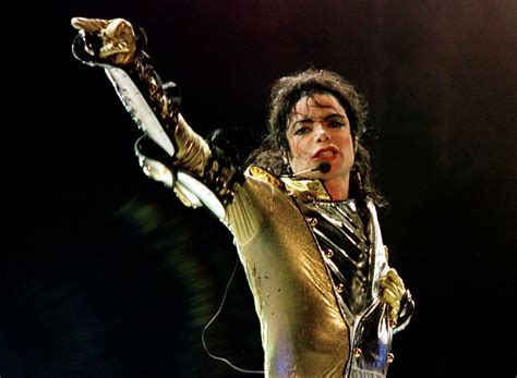 Michael Jackson Biographers Face History And The Mirror The New York