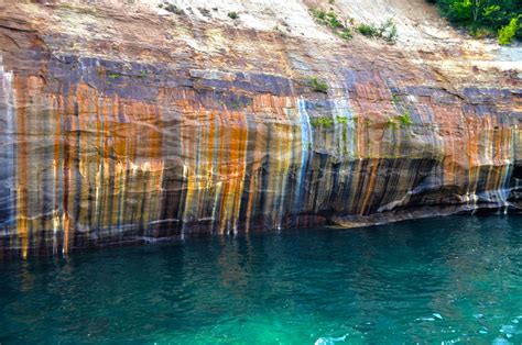 Painted Rocks Pictured Rocks Munising Michigan Hdr Puremichigan