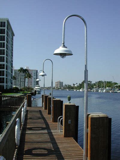 Aluminum Wharf Pole Dock Light Wdome Shade 11 Foot Lakefront Living