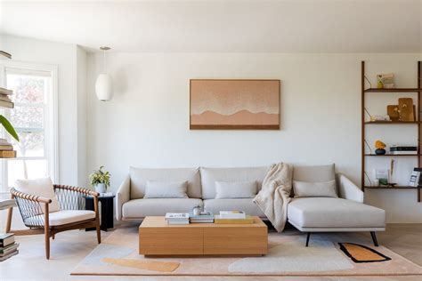32 Minimalist Living Rooms That Are Anything But Boring