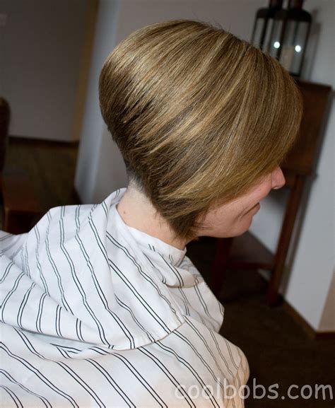 The longer your hair gets the more difficult it is to give the illusion of thickness. Pin on Haircuts