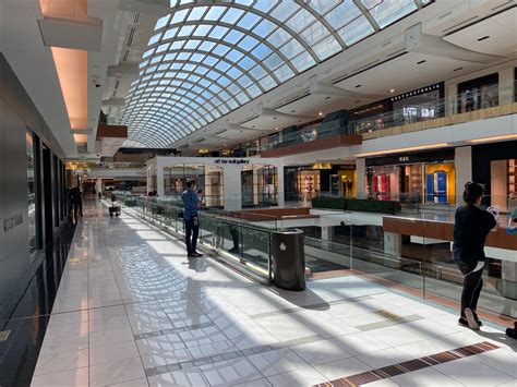 Houston's Galleria Mall Reopens With a Very Different Look — Inside a ...