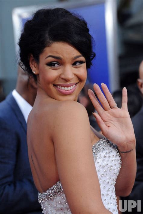 Photo Jordin Sparks Attends The Premiere Of Sparkle In Los Angeles