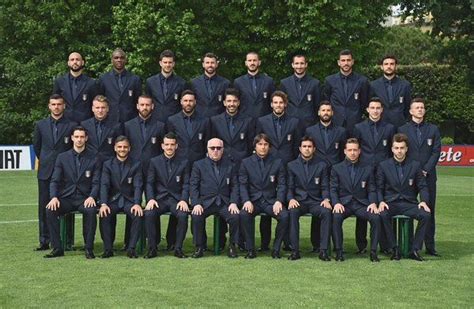 Op 13 juni 2016 spelen de rode duivels tegen italië. Pin auf Italiaans elftal Winnaar van EK 2016