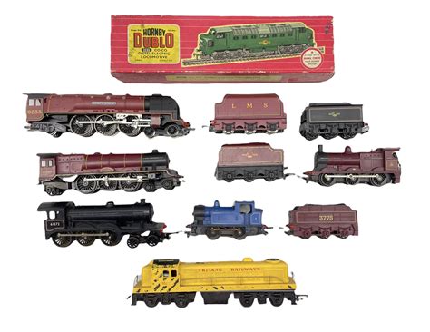 Model Railway Hornby Dublo Locomotive 2232 Boxed And Various Other