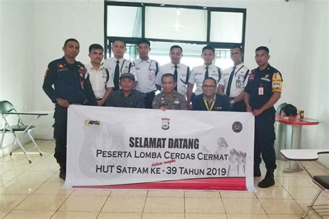 Muji memang berprofesi sebagai satpam. Satpam PT. Persada di Bank Indonesia, Juara I Cerdas ...