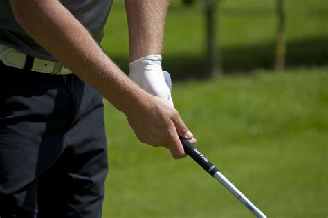 What Is The Best Golf Grip For Sweaty Hands