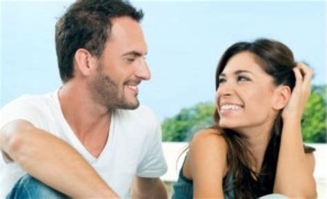 5 Things Healthy And Annoyingly Happy Couples Do Differently