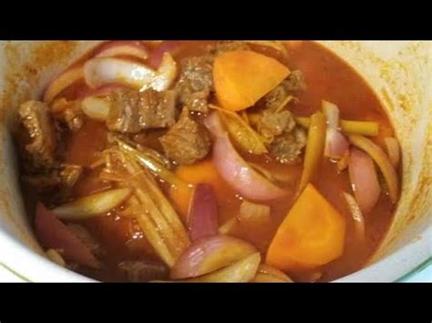 Daging sapi biasanya diolah menjadi masakan khas indonesia yang kaya akan bumbu dan rempah, seperti rendang, gulai, sate, semur, oseng, sop jika anda bingung mau diolah menjadi apa, berikut adalah rekomendasi resep olahan daging sapi ala korea, yang bisa dicoba di rumah. Daging sapi masak tomato paste#hkrecipy#beefbrisket# - YouTube