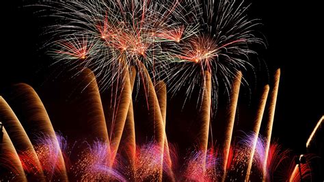 Quebec Fireworks Bing Wallpaper Download