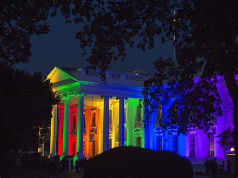 white house turns to rainbow after gay marriage ruling