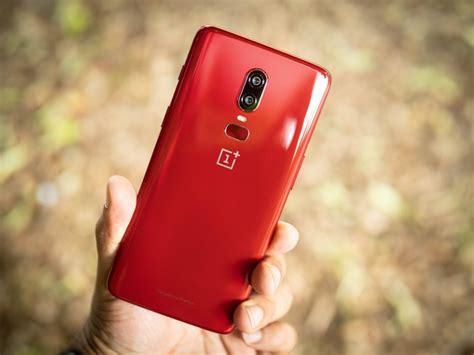 The Oneplus 6 Red Is Unsurprisingly Very Red