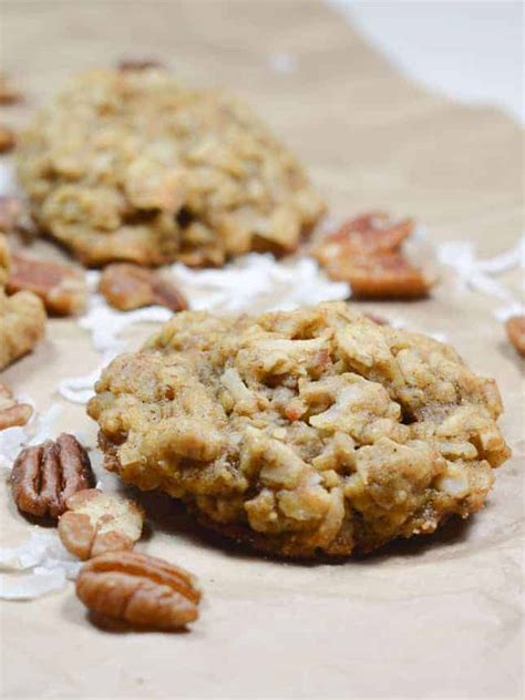 These butter pecan shortbread cookies are loaded up with buttery goodness. Oatmeal Coconut Pecan Cookies - Watch Learn Eat