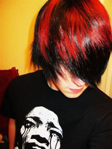 Emo Hair How To Grow Maintain And Style Like A Boss Cool Mannenhaar