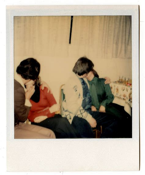 26 cool polaroid prints of teen girls in the 1970s 177