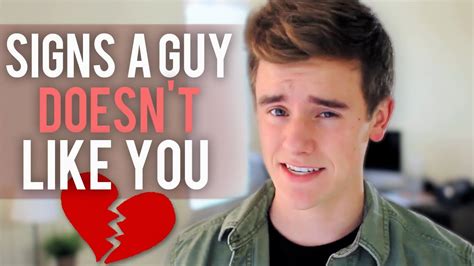 How to know if a guy likes you through texts. Signs A Guy Doesn't Like You - YouTube