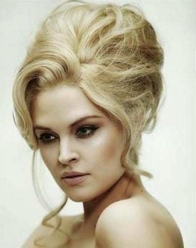 40 Jaw Dropping Beehive Hairdos For Extravagant Women