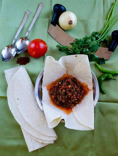 Turkish Spicy Ezme Salad Give Recipe Recipe Mediterranean