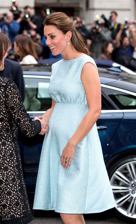 Kate Middleton Finally Wears Her First Ever Maternity Dress Vanity Fair