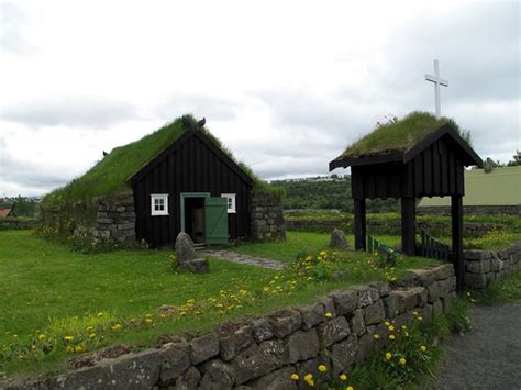 The complex consists of 87 individual buildings transported to the museum's namesake island to reflect rural finnish life from the 18th to 20th centuries. Arbaer Open Air Museum (Reykjavik) - 2019 All You Need to ...