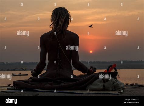Aghori Meditating Ganga Varanasi Stock Photo Alamy