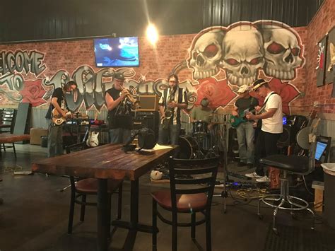 Ron gave briegetha a rubdown, beginning with her neck, shoulders, and back, progressing to rubbing the back of her legs. The Rub - Home | Facebook