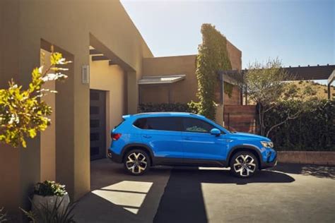 Comparing The 2022 Volkswagen Taos Trim Levels Emich Volkswagen