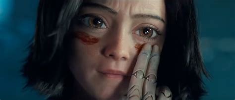 how james cameron fixed alita battle angel s big eyes but not by making them smaller